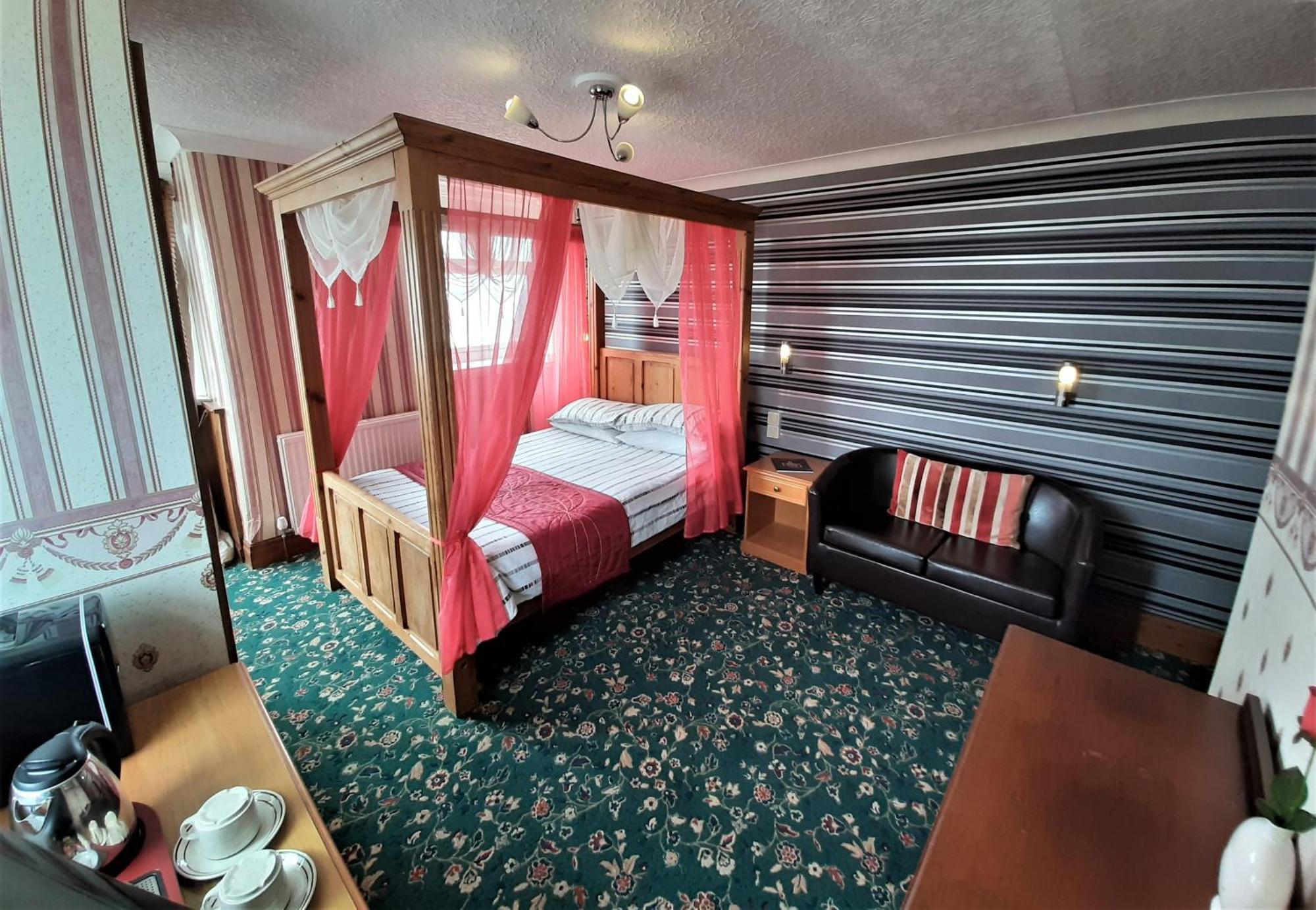 Cherry Blossom Inn Blackpool Zewnętrze zdjęcie
